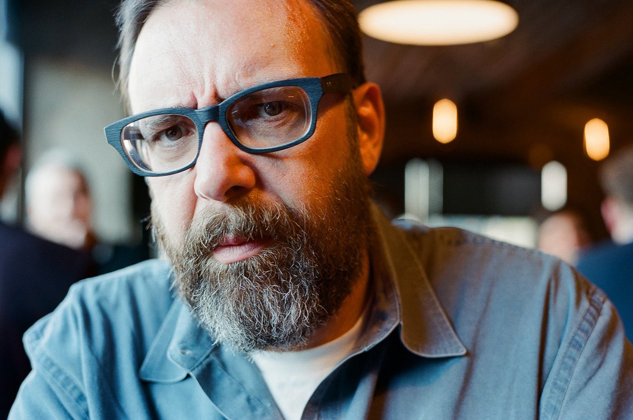 ceci est une photo de Mike Monteiro